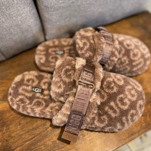 Brand New Mens Ugg Fluff It Slipper Size 11